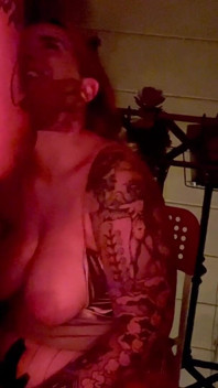 Wifebucket Amateurs - Fucked My Thick, Tattooed Missus in the Kitchen