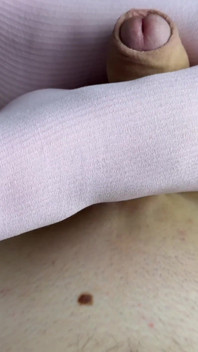 Sekarang ini adalah video kaki kaki favorit Anda dengan kaus kaki merah muda