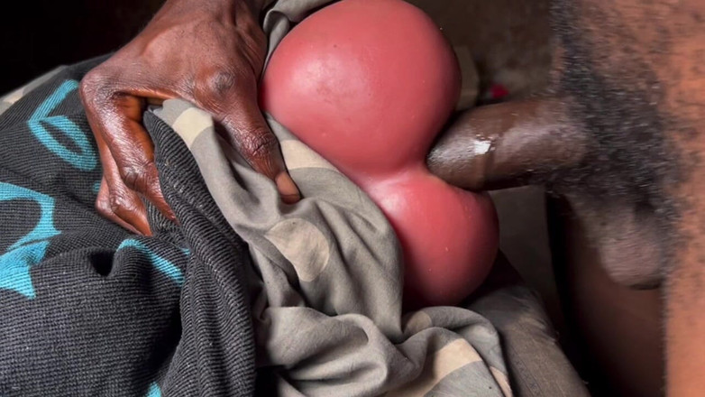 Bangcum8: Ciasne dno dla wielkiego kutasa