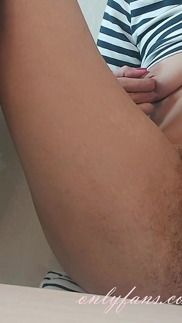 GinnaGg: Morning Stretching and for-one Masturbation Slut Dreams of a Big...