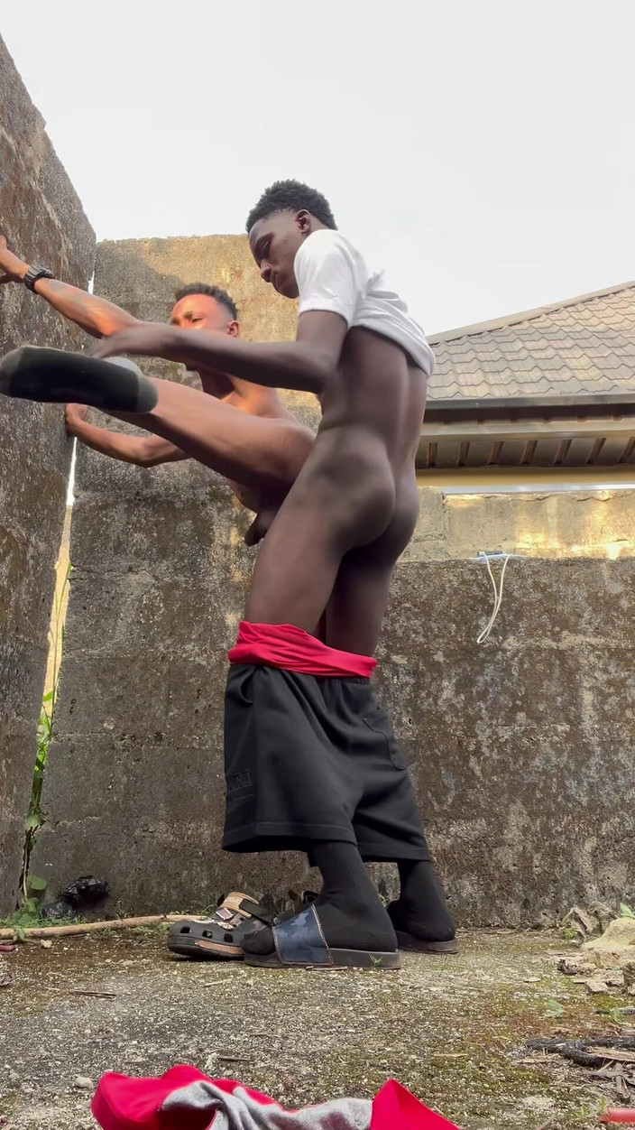 Sluttybeast&dickpolicy: Hai Giao Ước