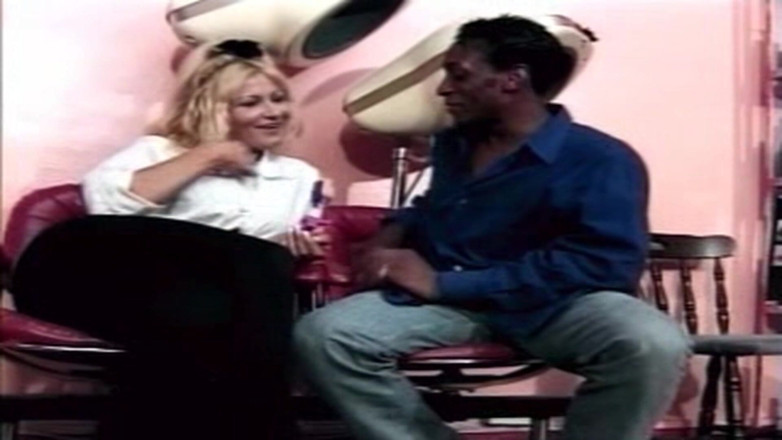 British Blue Movies: Pengembaraan British Big Omar: Pantat Besar Bertetek Besar (2001)