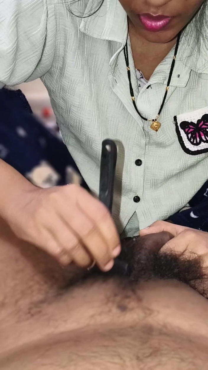Annumastani: Soție indiancă proaspăt căsătorită, soț curat uhair