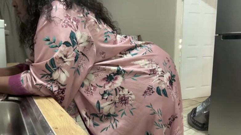 Legendary Booty Overdose: Thick Ass BBW Stripteasing