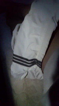 Piernas en la noche