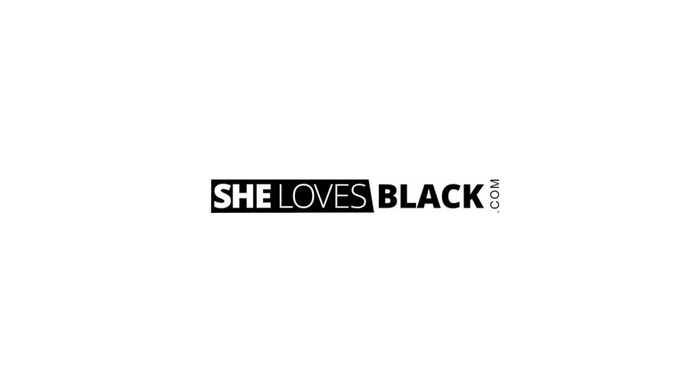 LoveHerFilms: Розтягування її пульсуючої пизди