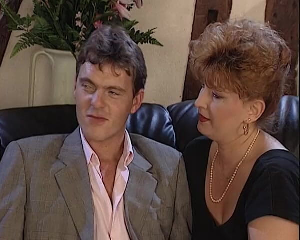 Porno Cloud: Dildo Dealer