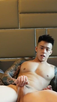 Titus Low Shows off His Ass and Jerks off