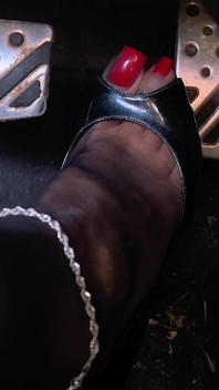 Autofahren in Heels Und Nylons
