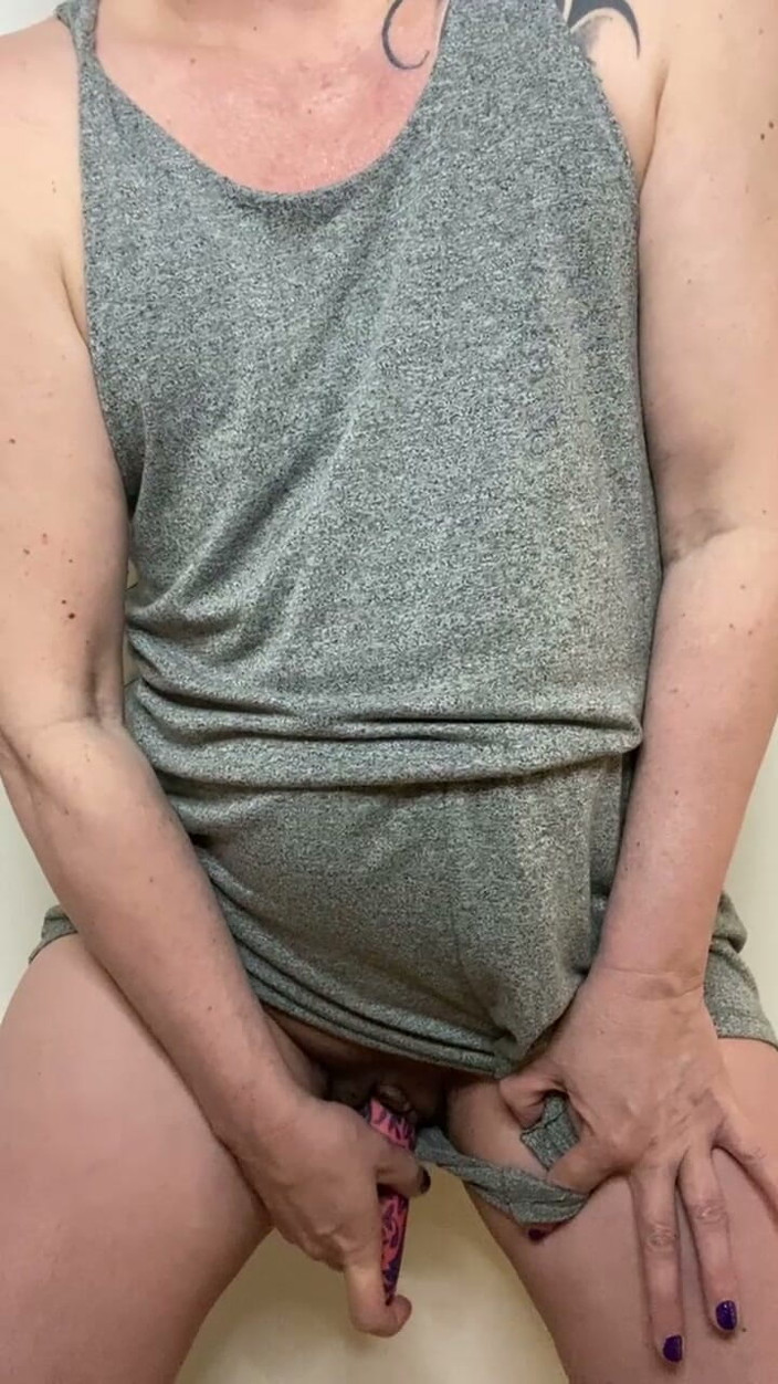 everydeygrey: Squishy Sloppy Wet Pussy Masturbation