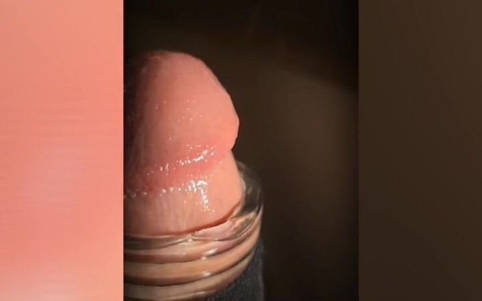 Youngandmature: Slowmotion Cumshot, Milked Dry by Stranger Who Remoot My Handy