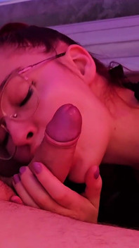 Havuzda oral seks