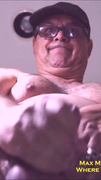 Hung 5 Loads Shooting - the View From Below HD