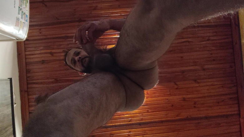 Stink HairyMale: 음 오줌 월요일