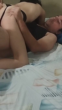 Dziewczyna Z Tindera Jeździ Na Moim Kutasie, Bez Prezerwatywy
