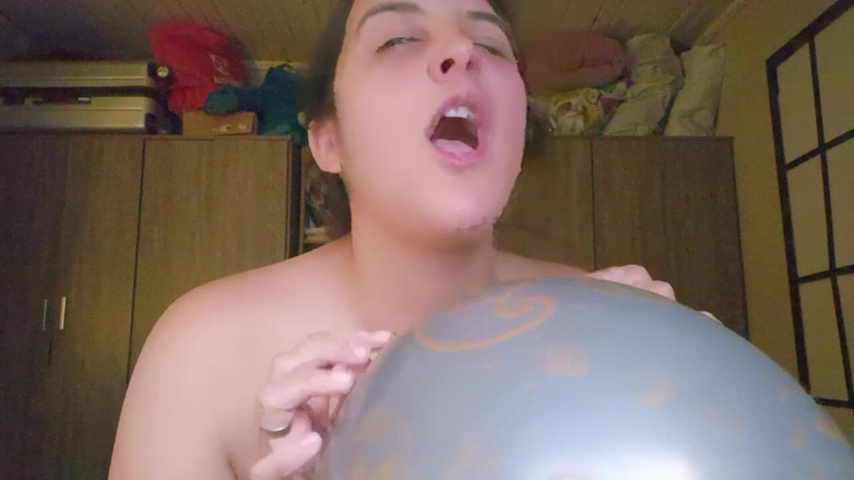 Bunny Looner: Škádlení a pop oxydizovaný halloweenský balónek - Bunny Looner [lowres]