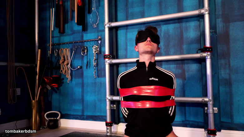 TomBakerBDSM: Breath Control with the Chastity Slave