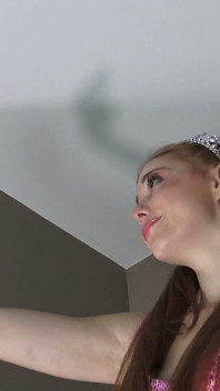 Kitty: Smoking, Dangling, Bikini Fetish, Flip Flop Fetish, Selfie Fetish!