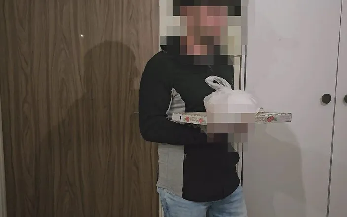 AntoGoesHunting: Finally I Convinced Another Straight Delivery Guy