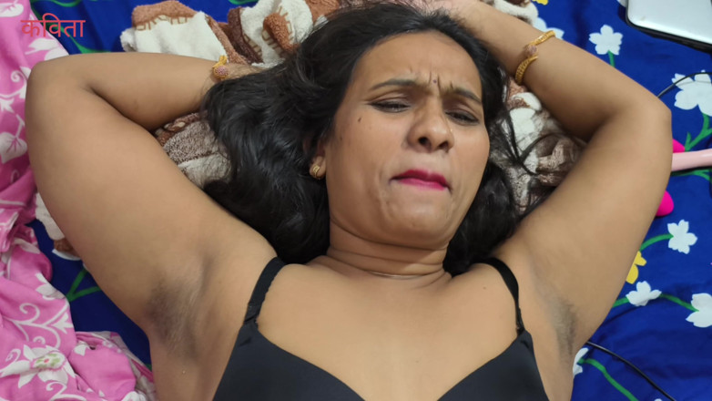 Kavita _zawazawi: Kavita si tante seksi india lagi asik romantis sama abang...