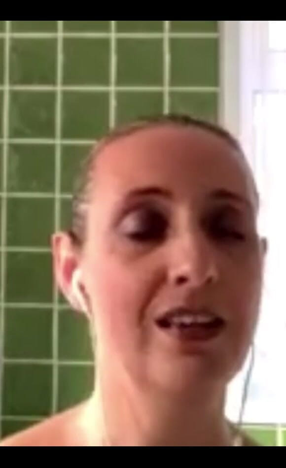 Keira_xxxxxx: Keine sorgen, ich würde immer noch hier ein bisschen NSFW-Gesang...