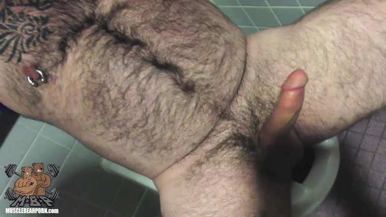 Muscle Bear Porn: बाकी रुकें डैडी को मंडराना