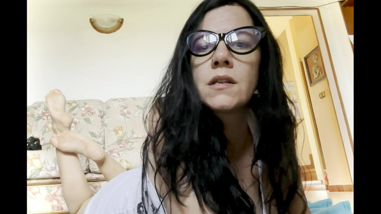 Bergami Melissa: My Feet for You Plebeian Losers