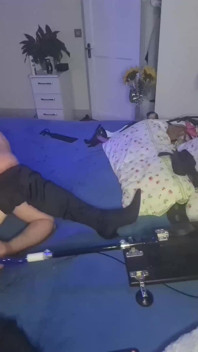 MILF amatur seksi berkongkek seperti si jalang kotor, tegar buatan sendiri