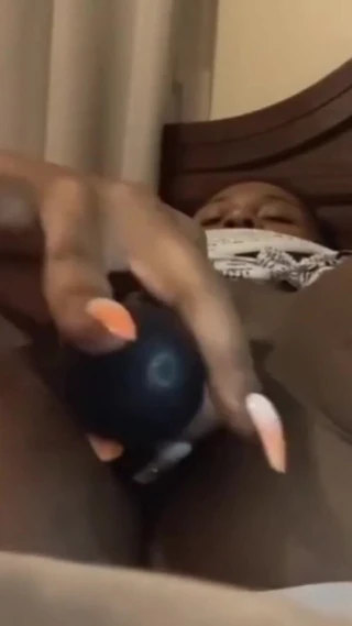 Super sexy ebony cuties: Stimulating My Clit Fucking My Pussy with Wand Vibrator Squirting...