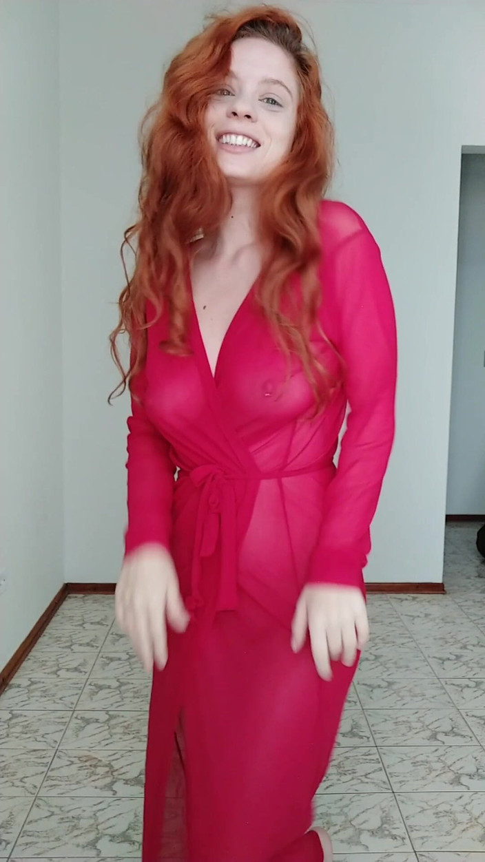 Auroraw: Spogliarsi per ravvivare la giornata!