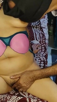 Dewar Ji Nay Bhabhi Ko Hotel Mei Bula Kar Choday Kiya