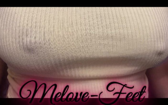Naelor: Melove 胸部被抹油的汇编