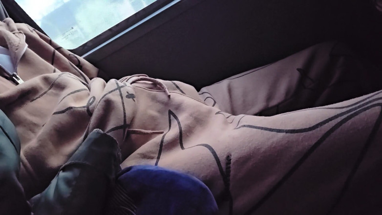 KrissKiss: Riskabelt wank på buss