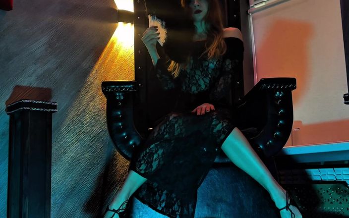 Renata Fox: Bacia il pavimento quando la dea entra nella stanza