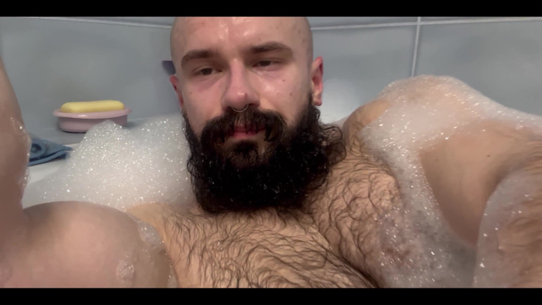 Mister Stone: М'язистий чувак