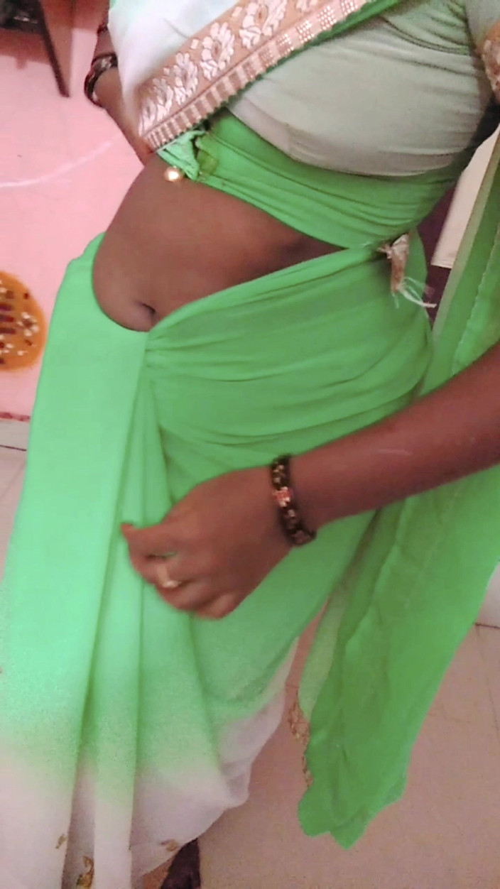 RenuRaj: Indiana cadela esposa renu sem sutiã blusa &amp;sem calcinha Petticoat Saree...