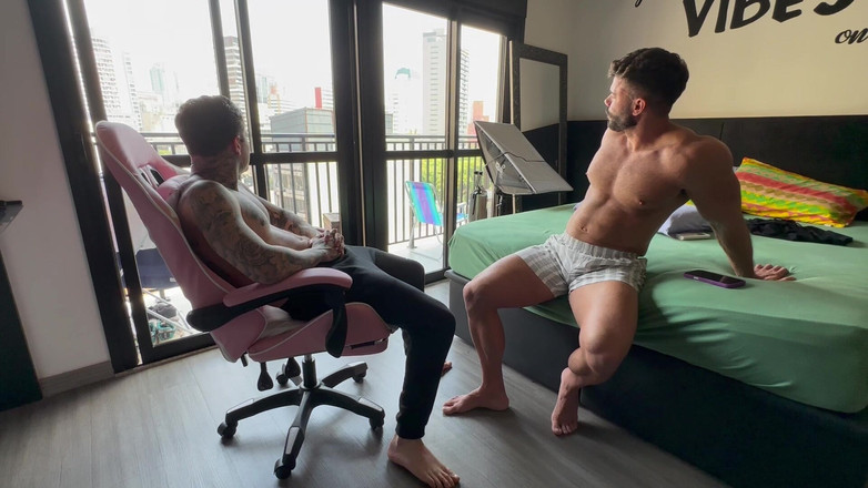 ErickDiaz: Sexy con la mia coinquilina