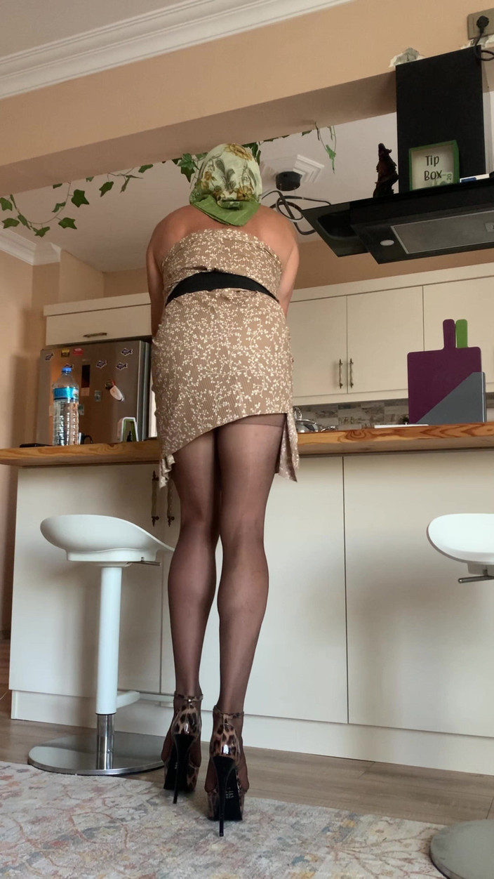 cd_aysemmm: La femme arabe sexy de mon oncle