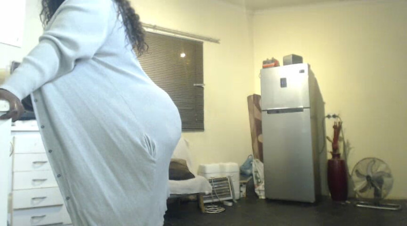 Legendary Booty Overdose: Černá velká kráska sténající fetiš