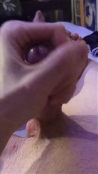 qaz11: Handjob vor der kamera - 491
