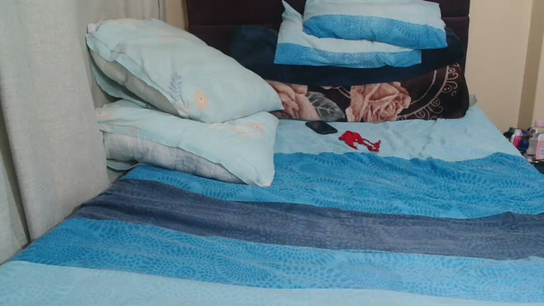 Legendary Booty Overdose: Ebony MILF montel super saiz bermain cipap dan menyembah pantat