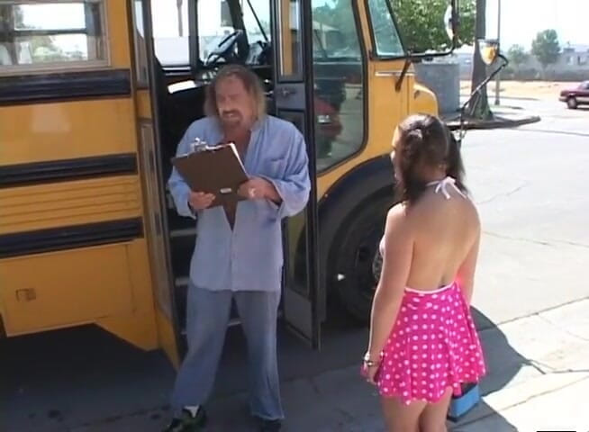 Amateur X: The driver fucks me in the bus