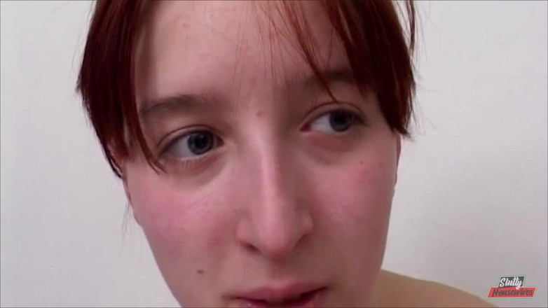 Vere Casalinghe Italia.: Now sex, masturbation in a slutty house - 2 scenes in 1