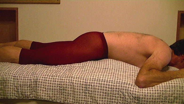 Mark Hannes: 连裤袜驼峰自慰