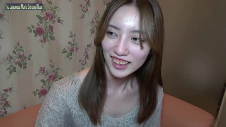 A case of fling: 날씬한 긴 다리의 미녀가 깊은 매혹적인 세션을 이끄는 시각 여신