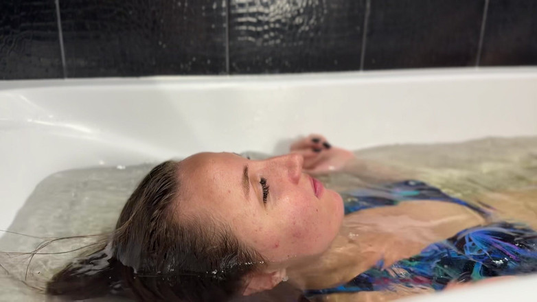 Hottie goddess: Smoky Bliss: relaxare fetiș