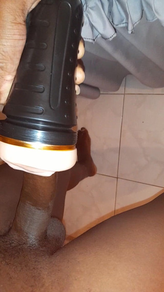 Islandvibes69: Jerking off S11 E6