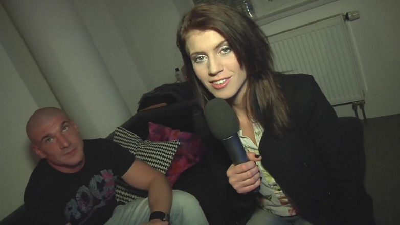 German amateur - 100% German hardcore videos: Două gagici sexy împart o pulă tare