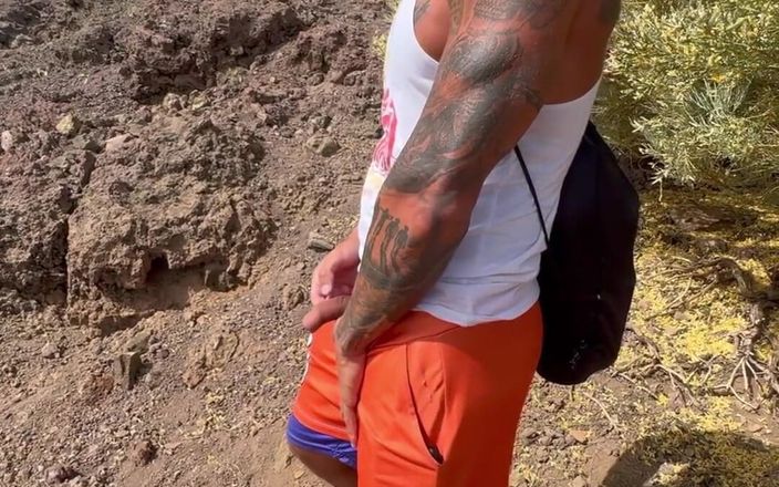 BoyGym: Pissen in het bos onwaarschijnlijk Iedereen Ontdekt mij