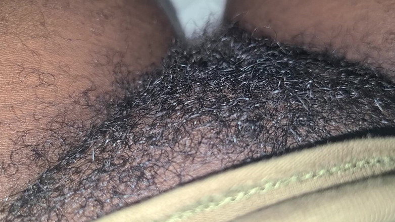 Roseblue2: Twardy kobiecy orgazm podczas oglądania porno
